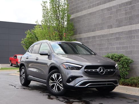 Certified 2025 Mercedes-Benz GLA 250 4MATIC image 1