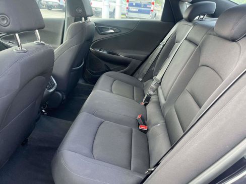 Used 2023 Chevrolet Malibu LT FWD image 11