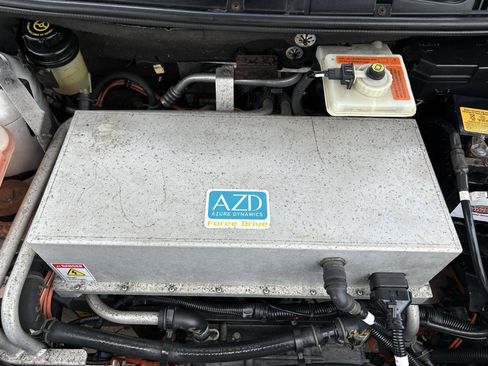 Used 2010 Ford Transit Connect XLT FWD image 37