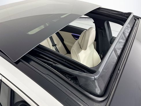 New 2026 Mercedes-Benz C 300 Sedan image 21