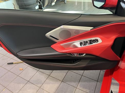 Used 2023 Chevrolet Corvette Stingray Premium Conv w/ Z51 Performance Package image 13