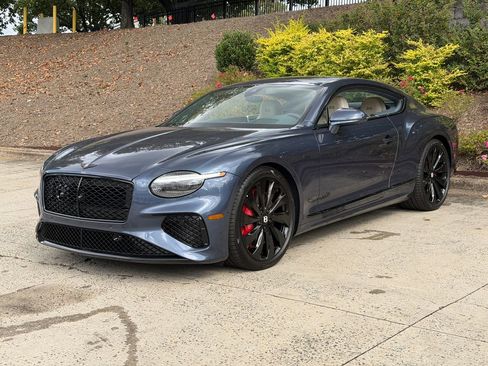 New 2025 Bentley Continental GT image 11