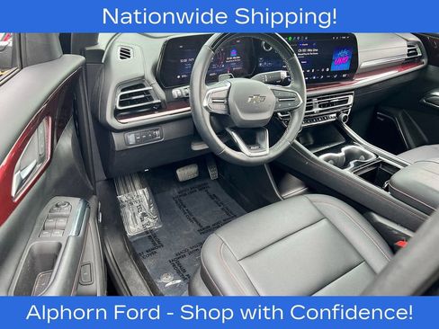 Used 2024 Chevrolet Traverse Z71 w/ Enhanced Driving Package AWD/4WD image 7