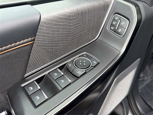 Used 2021 Ford F150 Platinum w/ Equipment Group 701A High image 9