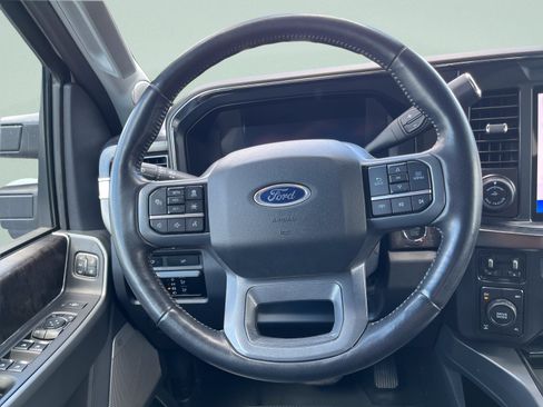Used 2024 Ford F250 Lariat w/ Lariat Ultimate Package AWD/4WD image 23