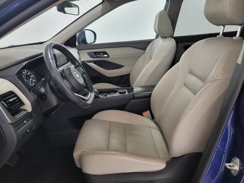 Used 2021 Nissan Rogue SV w/ Premium Package AWD/4WD image 14