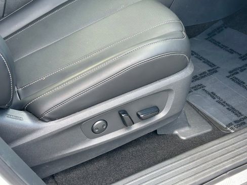 Used 2025 INFINITI QX60 Luxe FWD image 48