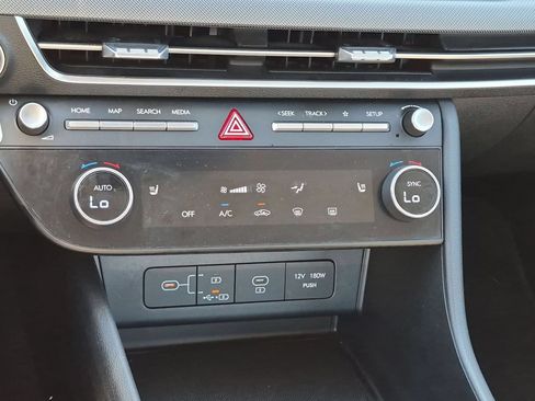 Used 2025 Hyundai Sonata SEL FWD image 24