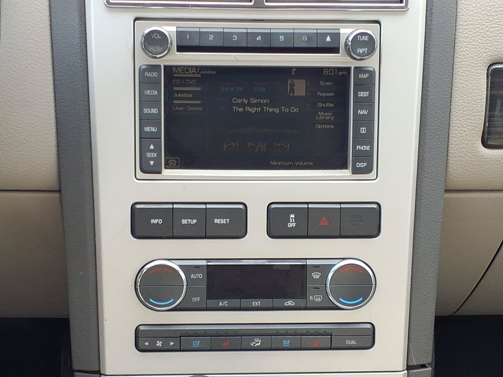 Used 2009 Lincoln MKX AWD image 6