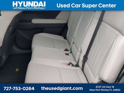 Used 2026 Hyundai Santa Fe SEL w/ Tow & Go Package FWD image 20