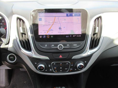Used 2019 Chevrolet Equinox Premier FWD image 26