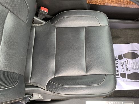 Used 2015 Chevrolet Suburban LTZ image 33