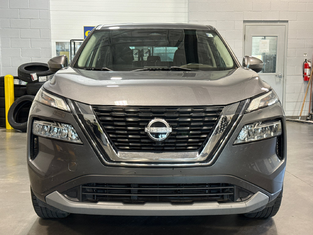 Used 2023 Nissan Rogue SV AWD/4WD image 2