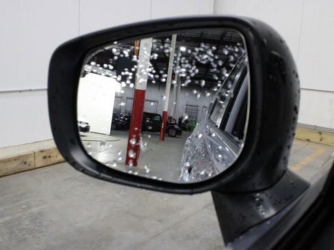 Used 2021 Subaru Forester Premium image 38