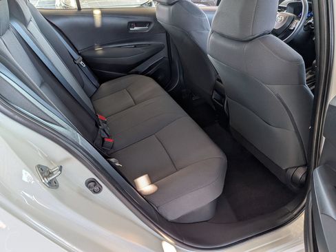 Certified 2021 Toyota Corolla LE FWD image 30