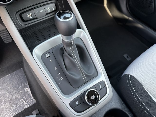 New 2026 Hyundai Venue SEL FWD image 33