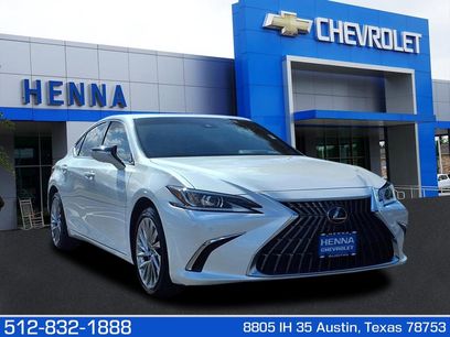 Used 2023 Lexus ES 300h w/ Luxury Package