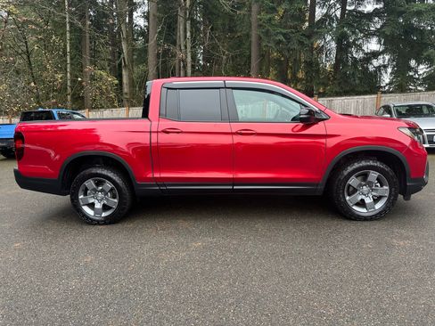 Used 2024 Honda Ridgeline TrailSport image 8