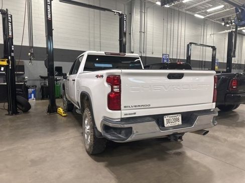 Used 2024 Chevrolet Silverado 3500 W/T w/ WT Convenience Package image 16