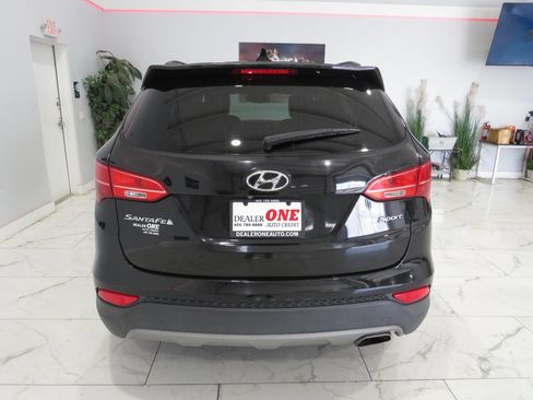 Used 2015 Hyundai Santa Fe Sport w/ Option Group 02 FWD image 4