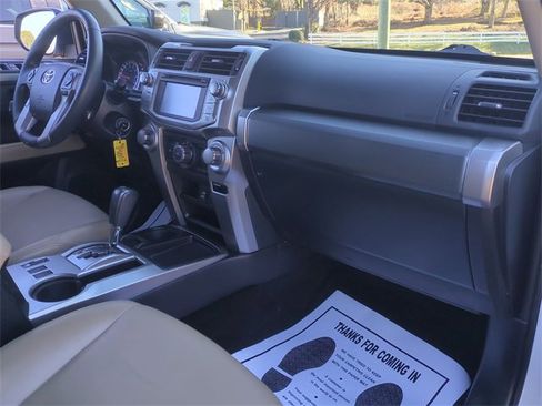 Used 2018 Toyota 4Runner SR5 image 35