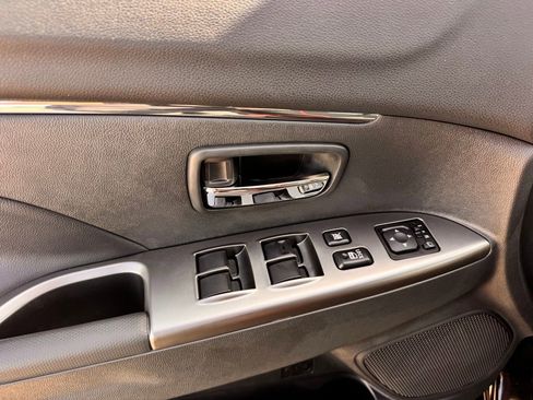 New 2026 Mitsubishi Outlander Sport SE AWD/4WD image 32