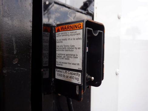 Used 2020 Chevrolet Express 3500 w/ Power Convenience Package image 5