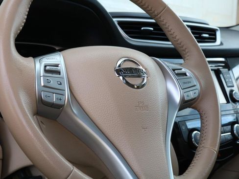 Used 2014 Nissan Rogue SL w/ SL Premium Package AWD/4WD image 22
