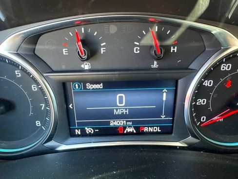 Used 2024 Chevrolet Equinox LT w/ LPO, Floor Liner Package FWD image 12