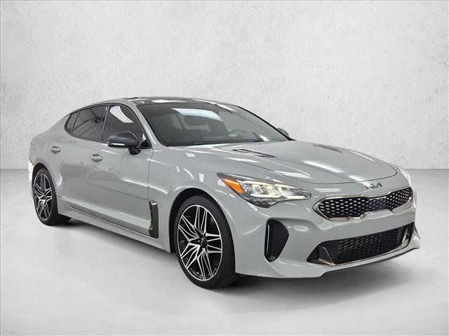 Used 2022 Kia Stinger GT1 RWD image 3