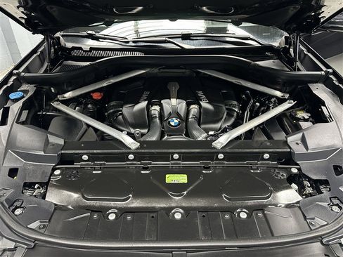 Used 2019 BMW X5 xDrive50i w/ M Sport Package image 20