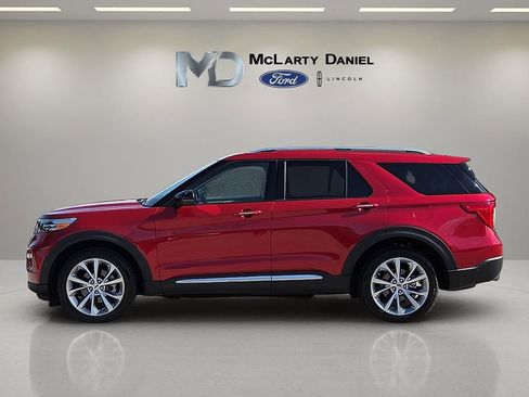 Used 2021 Ford Explorer Platinum w/ Equipment Group 601A AWD/4WD image 3