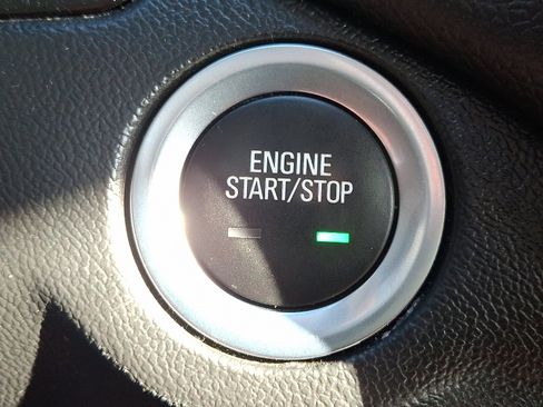 Certified 2023 Chevrolet Equinox LT image 21