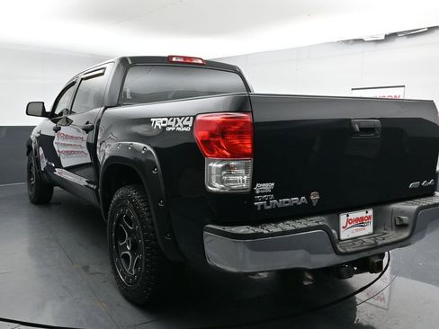 Used 2011 Toyota Tundra 4x4 CrewMax image 6
