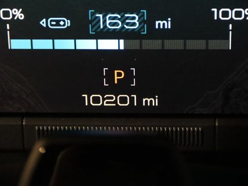 Used 2025 GMC Hummer EV 3X AWD/4WD image 16