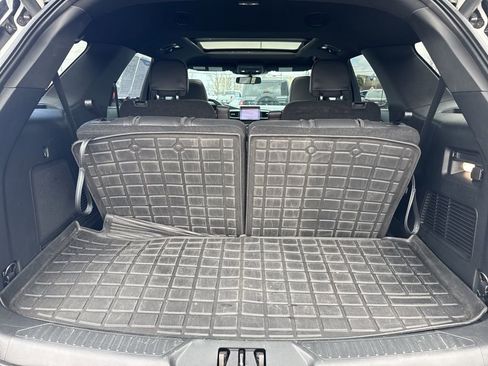 Used 2023 Ford Explorer ST-Line w/ Class IV Trailer Tow Package image 24