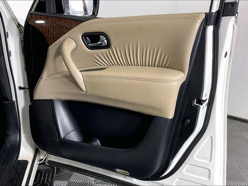 Used 2020 Nissan Armada SL w/ Premium Package image 26