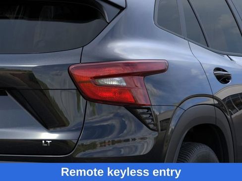 New 2026 Chevrolet Trax LT w/ Driver Confidence Package FWD image 12