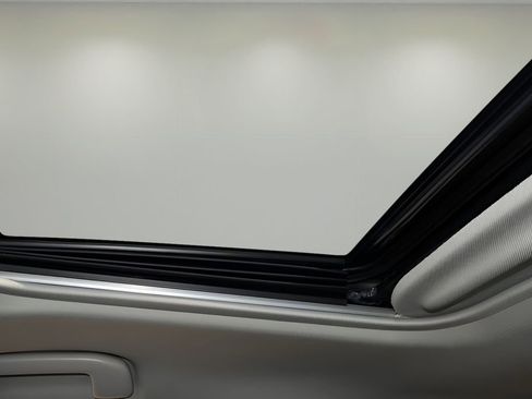 Certified 2025 Toyota RAV4 XLE w/ Convenience Package image 23