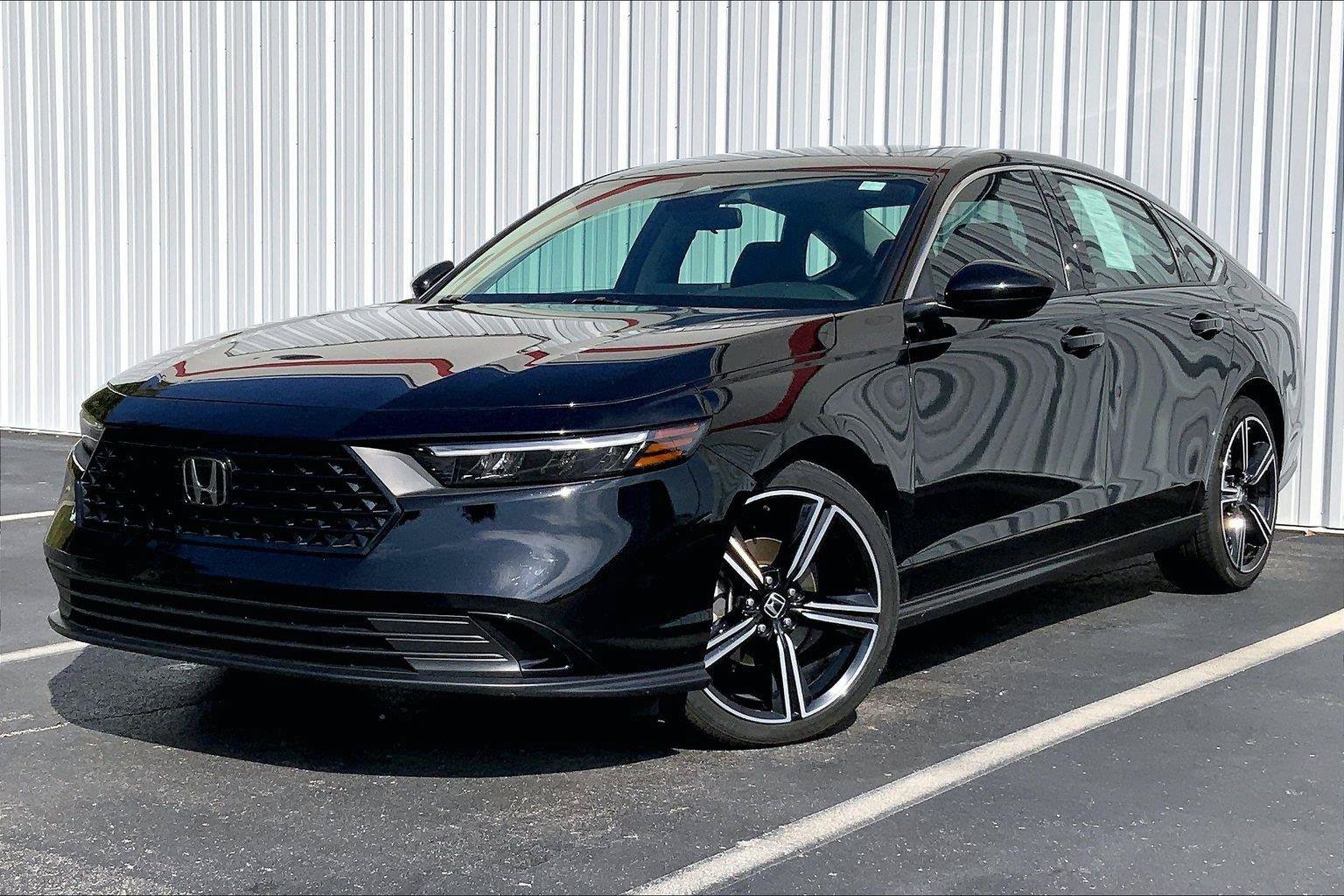 Used 2024 Honda Accord EX image 1