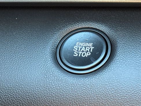 Certified 2025 Hyundai Elantra Sport FWD image 34
