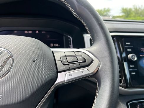Used 2023 Volkswagen Atlas SEL AWD/4WD image 14