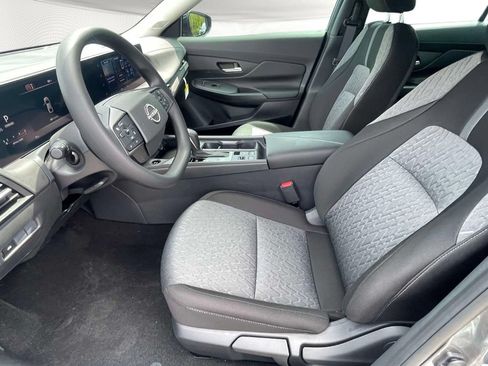 New 2026 Nissan Sentra SV w/ Floor Mat Package FWD image 13
