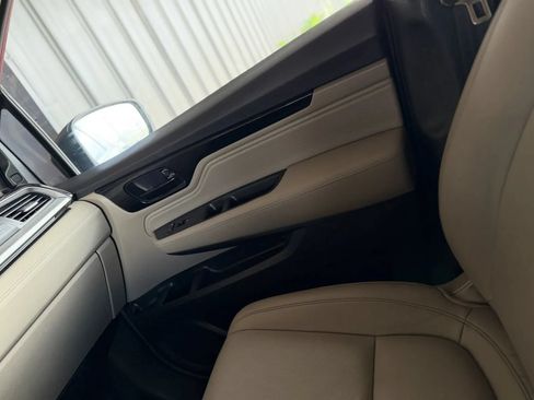 Used 2024 Honda Odyssey Touring image 38