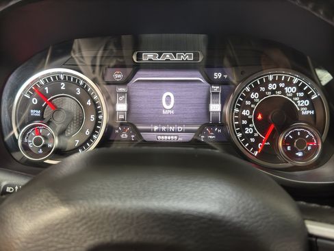 Used 2020 RAM 1500 Big Horn AWD/4WD image 26
