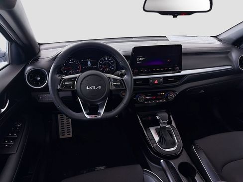 Used 2023 Kia Forte GT-Line image 24