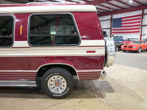 Used 1987 Ford E-150 and Econoline 150 RWD image 5