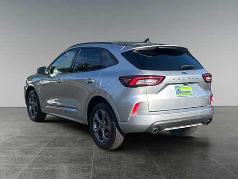 Used 2023 Ford Escape ST-Line w/ Tech Pack #1 image 5