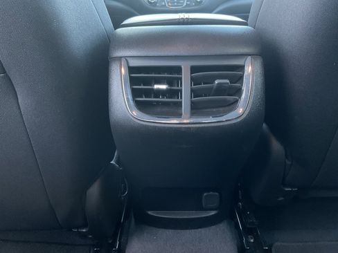 Used 2023 Chevrolet Malibu LT image 18