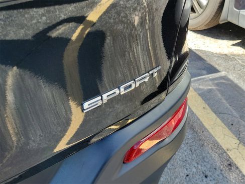 Used 2014 Jeep Cherokee Sport image 6